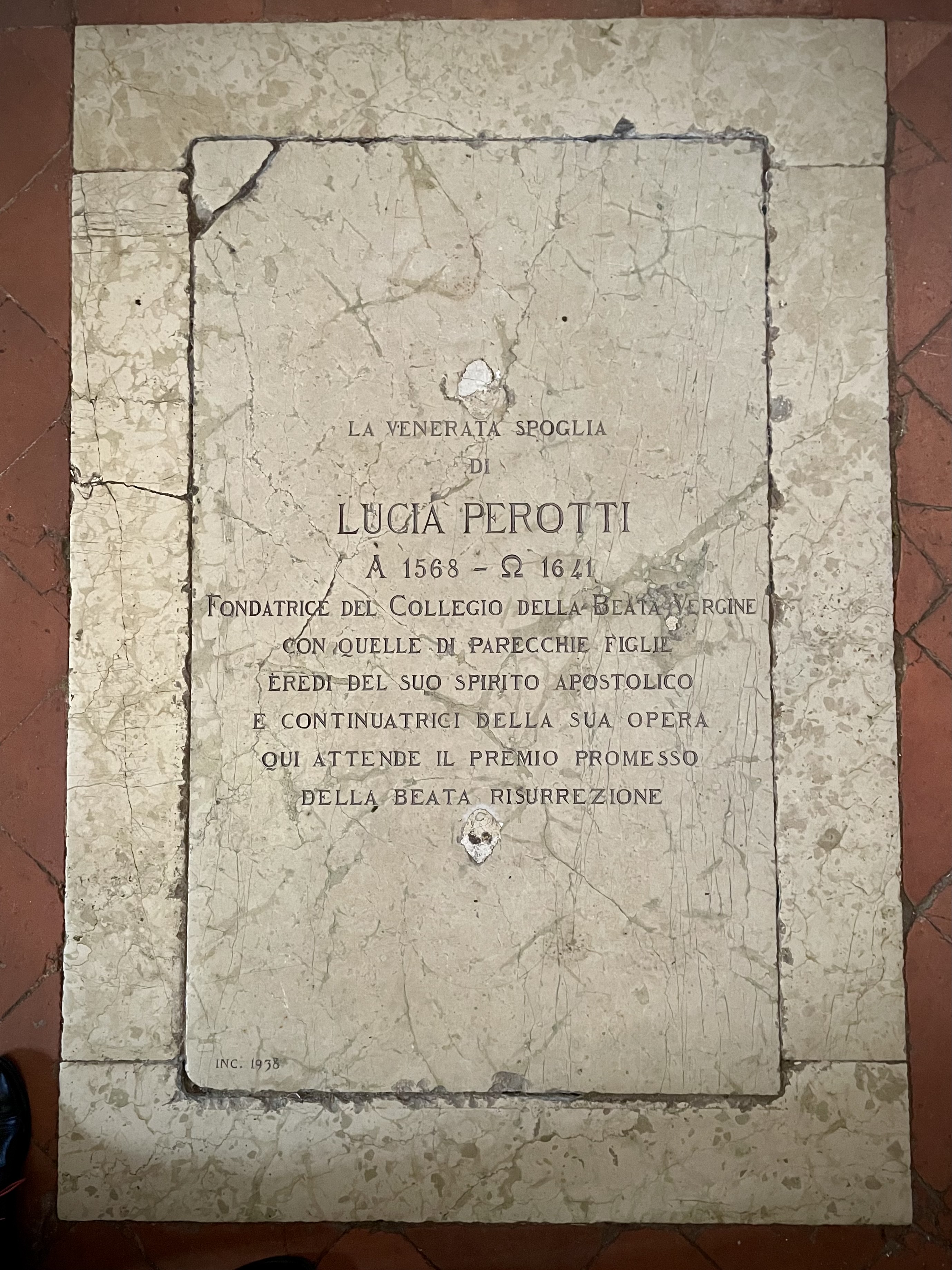Tomb of Lucia Perotti in San Marcellino